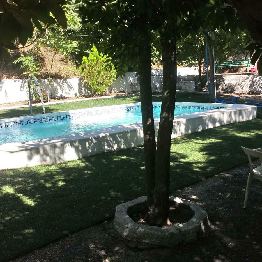 Hostal El Venero Sotillo de la Adrada Zewnętrze zdjęcie